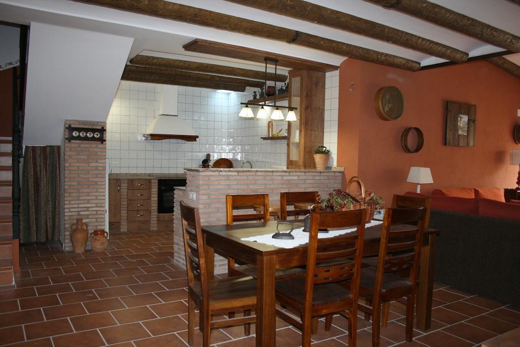 La Casa Del Azafran Villa Villanueva del Rebollar de la Sierra Ruang foto